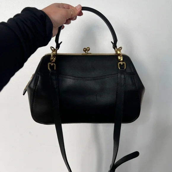 COACH 1941 Large Kisslock Frame black leather crossbody bag - Picture 5 of 16